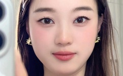 车内做运动视频叫疼